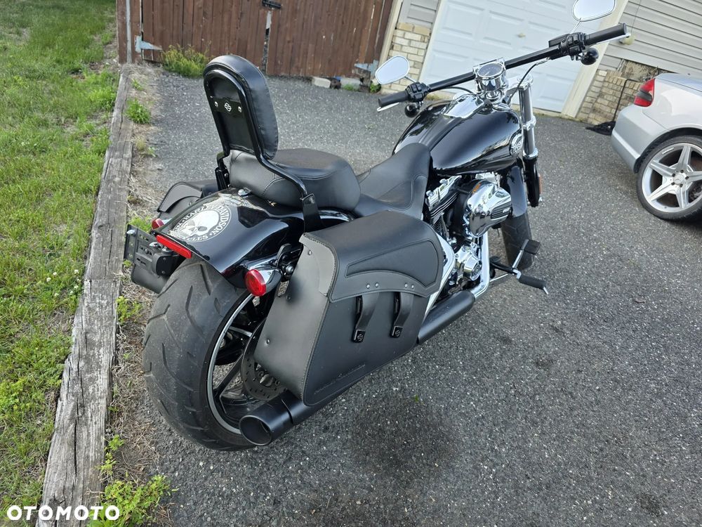 Harley-Davidson FXSB Breakout - 17