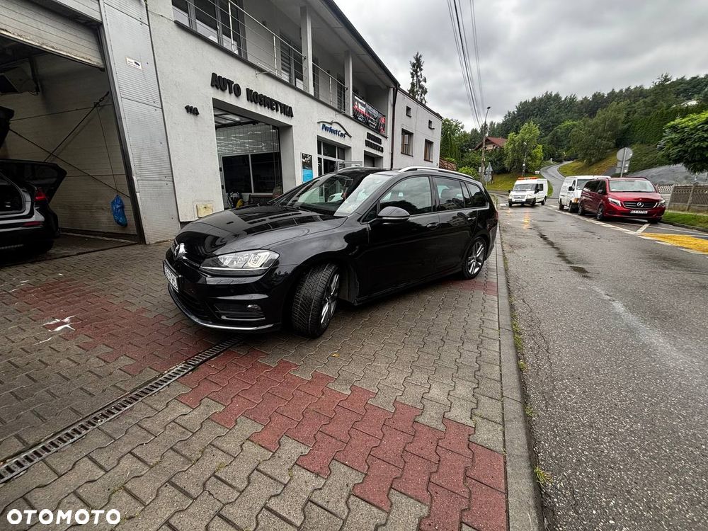 Volkswagen Golf - 2