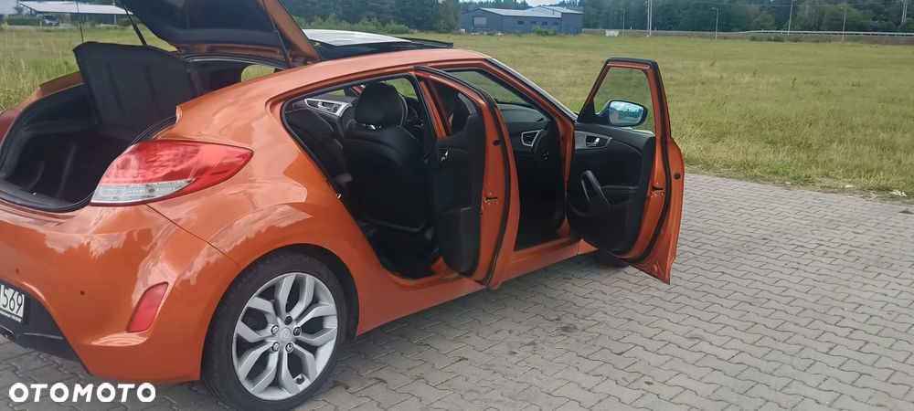 Hyundai Veloster 1.6 Style - 6