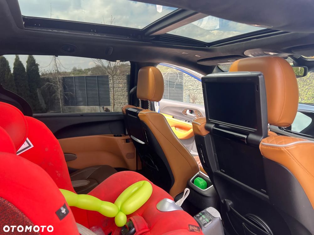 Chrysler Pacifica - 15