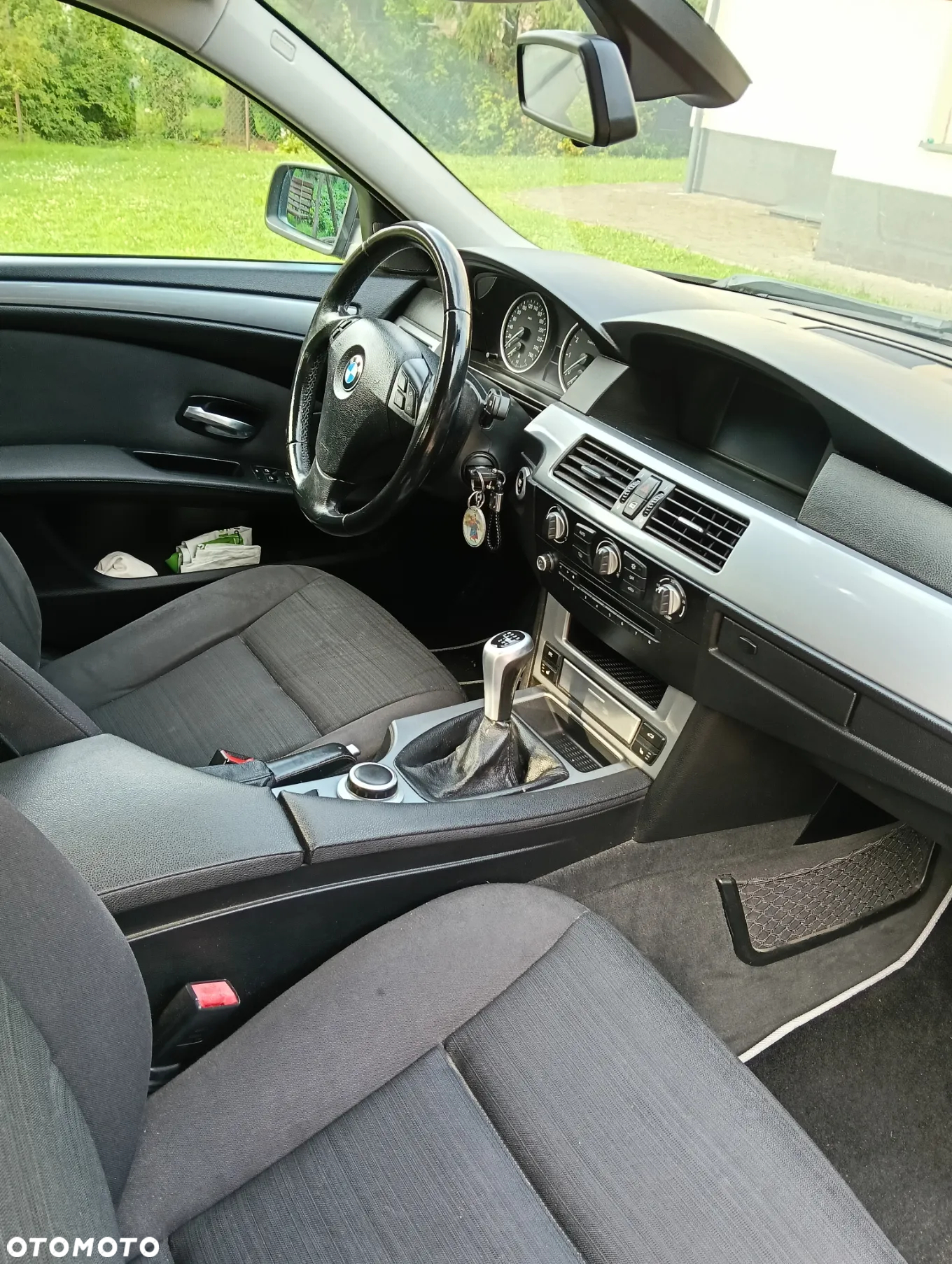 BMW Seria 5 520i - 17