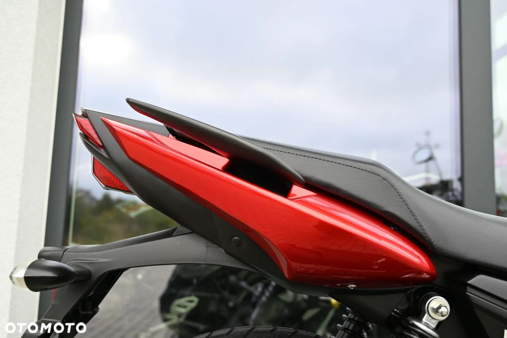 Yamaha YS - 24