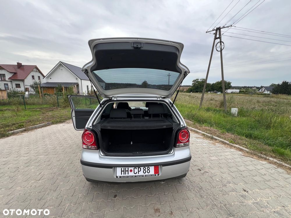 Volkswagen Polo - 8