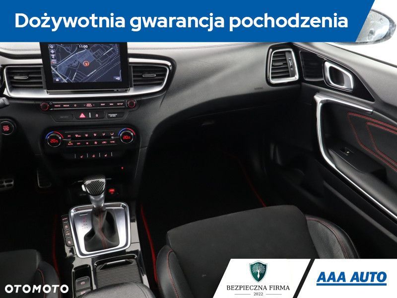 Kia ProCeed - 10