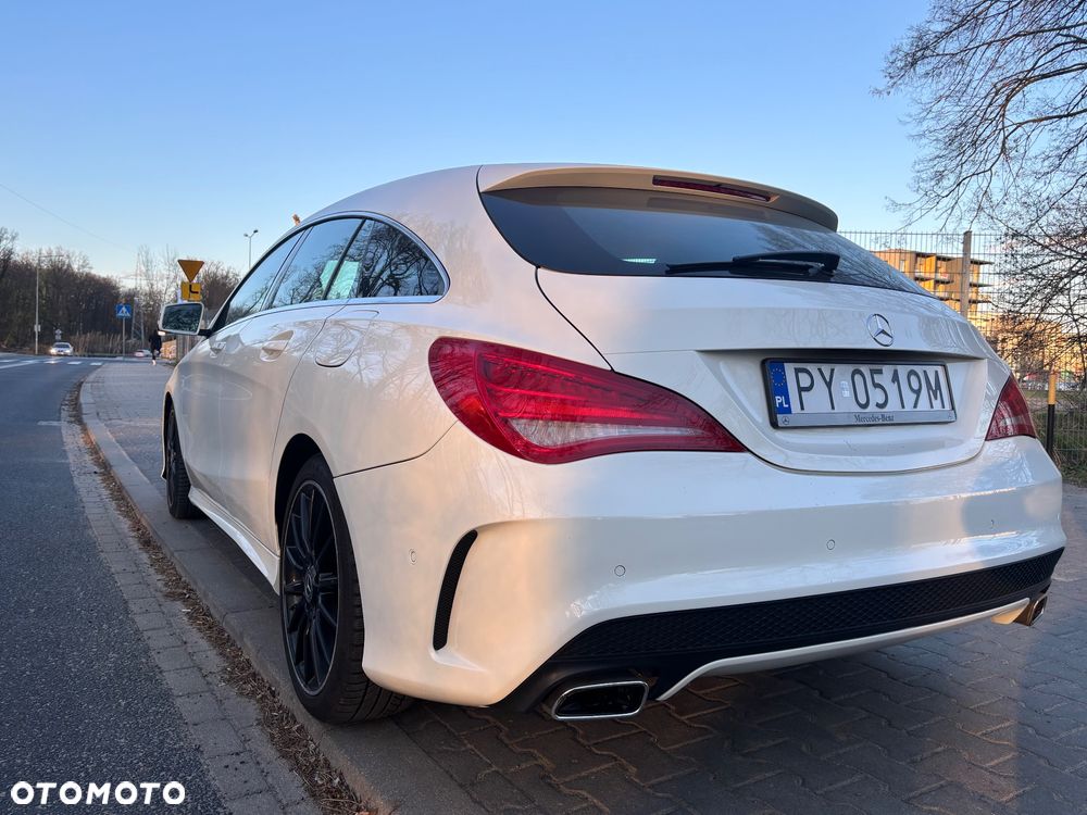 Mercedes-Benz CLA 250 4-Matic AMG Line - 10