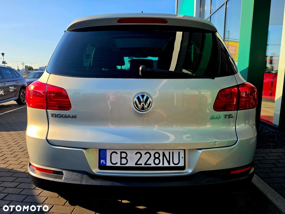 Volkswagen Tiguan - 9