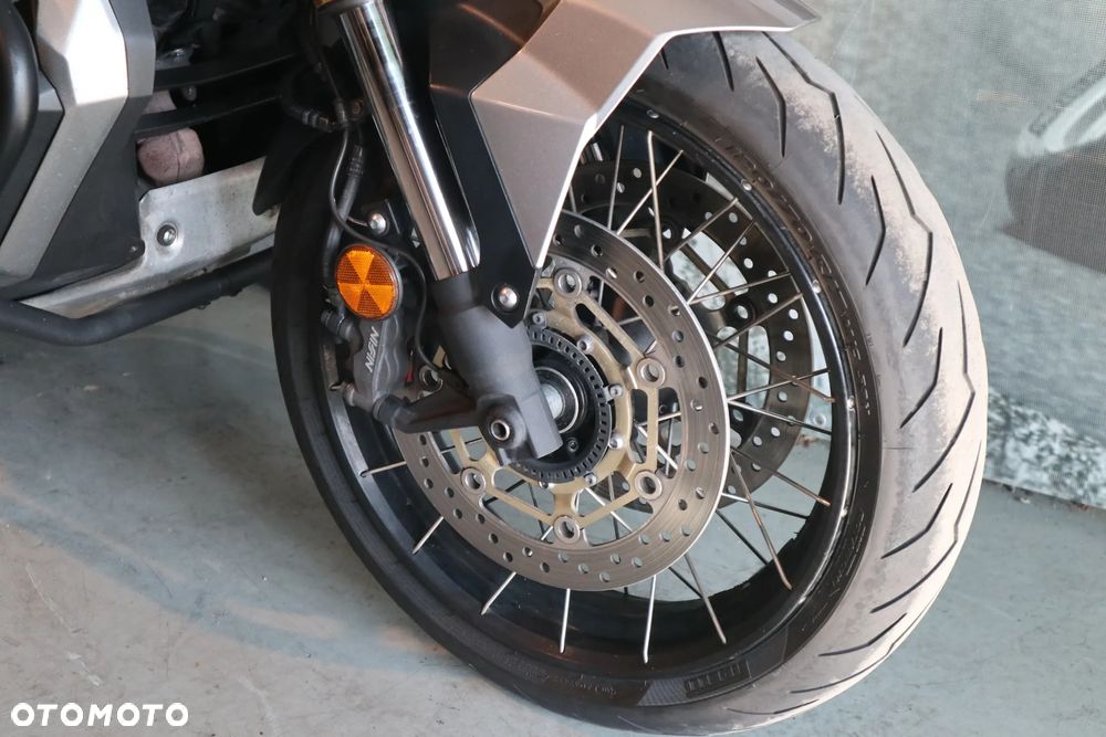 Honda X-ADV - 17