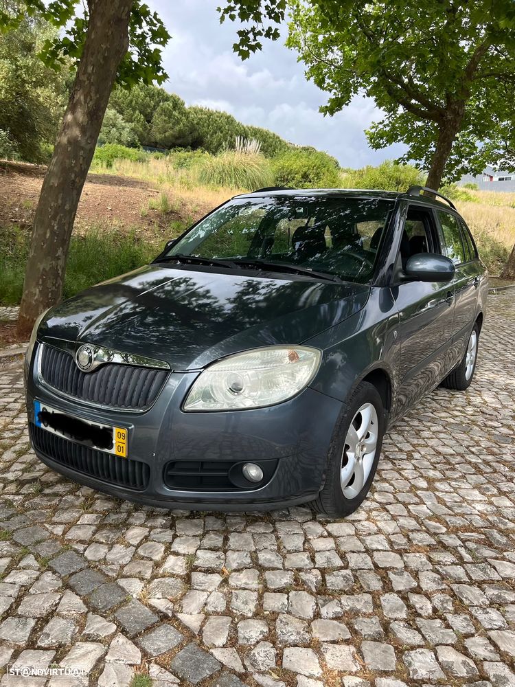 Skoda Fabia Break 1.4 Elegance - 1