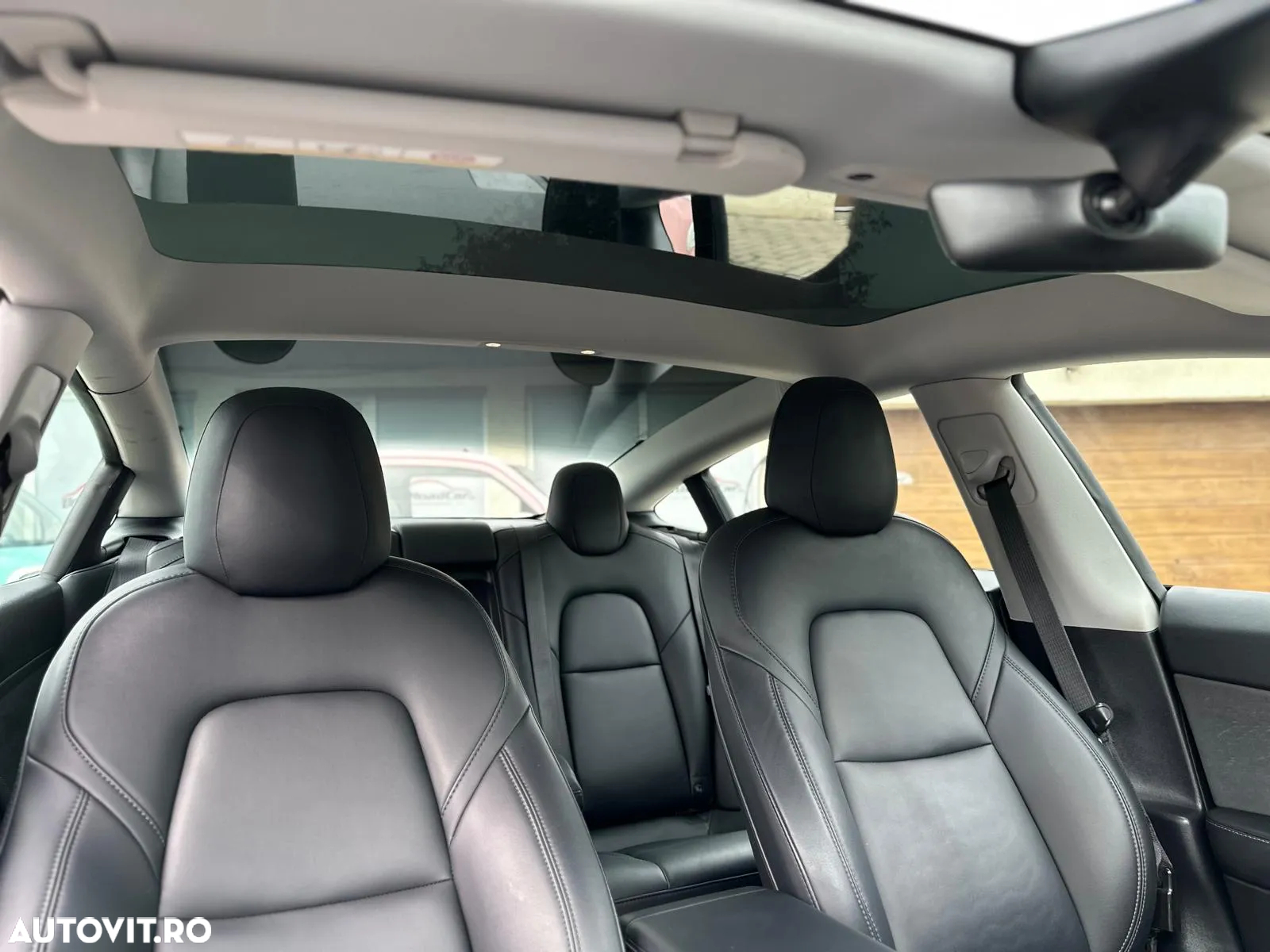 Tesla Model 3 Langstreckenbatterie Allradantrieb Dual Motor Performance - 28