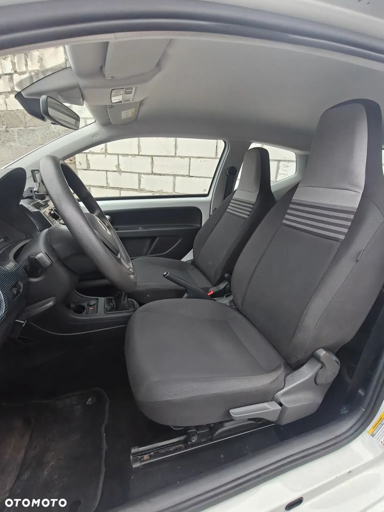 Volkswagen up! - 4