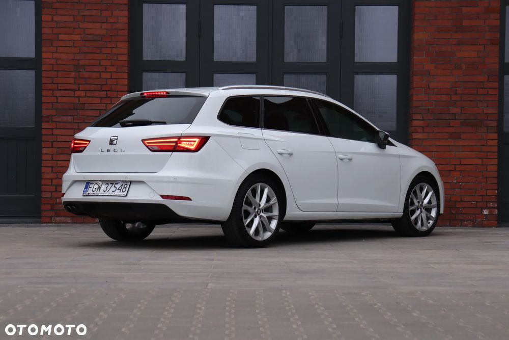 Seat Leon 2.0 TDI DSG Xcellence - 12