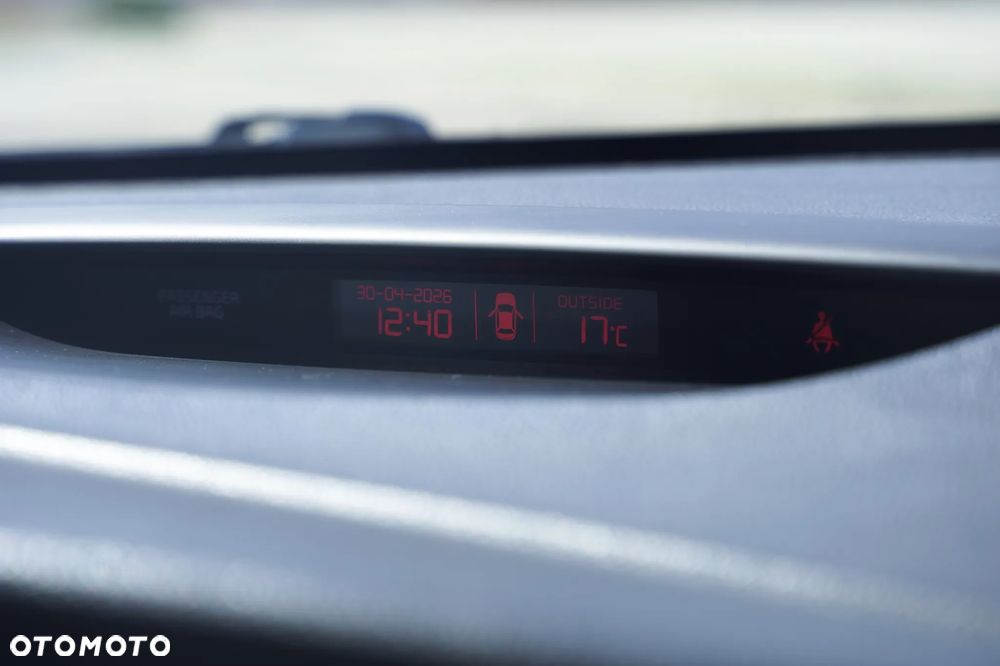 Kia Ceed 1.6 CRDi 128 ISG Spirit - 14