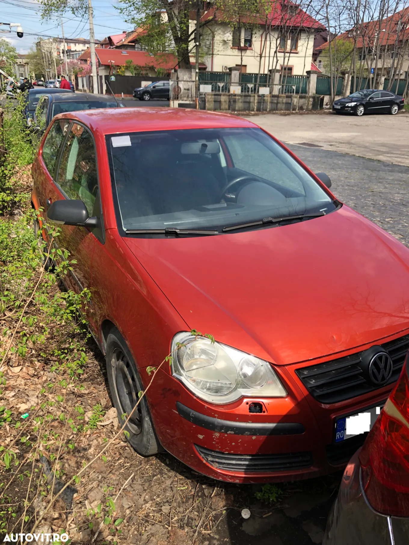 Dezmembrez VW Volkswagen Polo 9N facelift maro 1.2 benzina coupe 2006 - 8