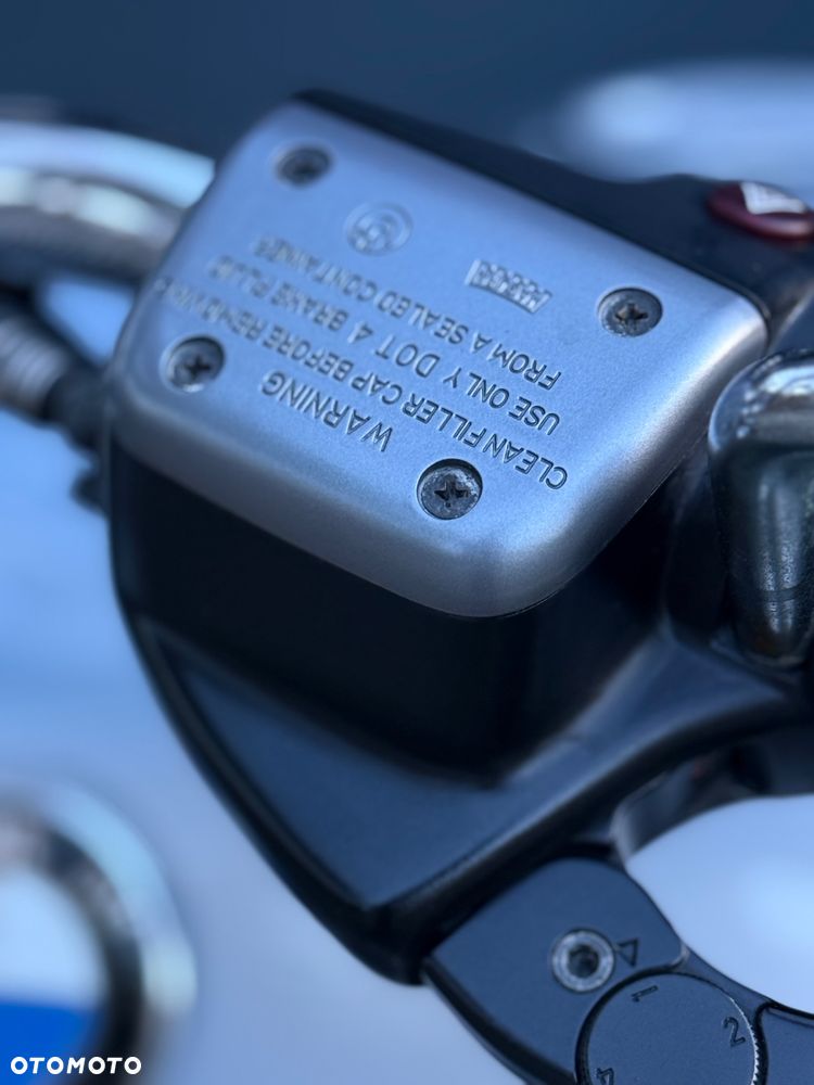 BMW R - 15