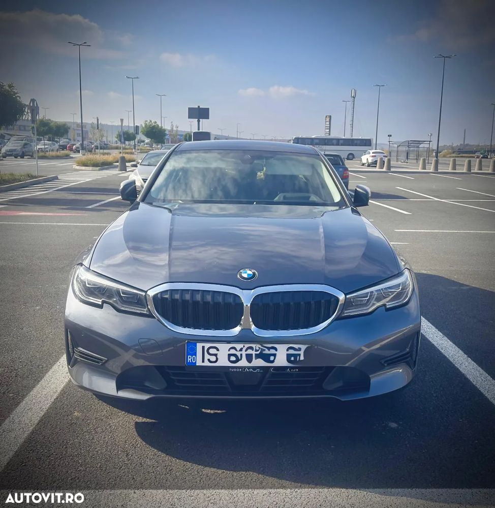 BMW Seria 3 320d xDrive Aut. Luxury Line - 3
