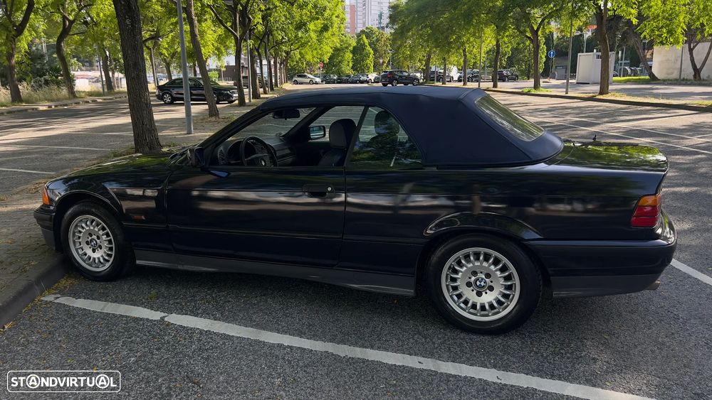 BMW 318 i Cabriolet - 8