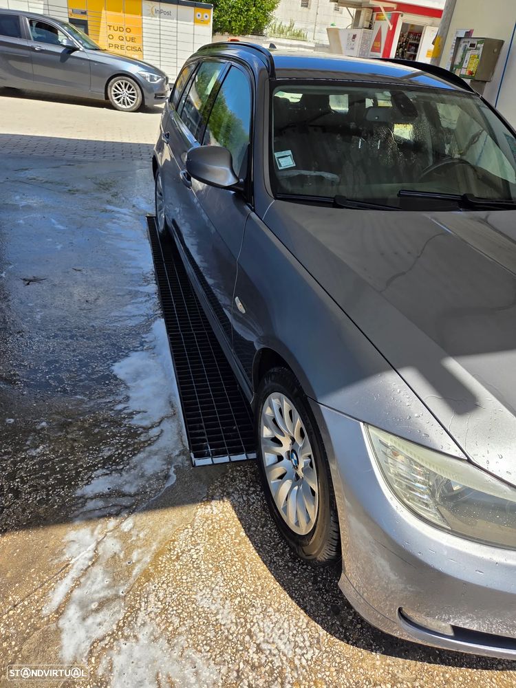 BMW 320 d Sport - 4