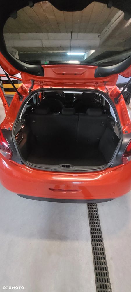 Peugeot 208 1.2 PureTech Allure - 8
