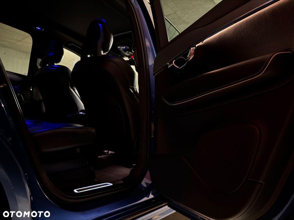 Volvo XC 90 T8 AWD Twin Engine Geartronic RDesign - 36