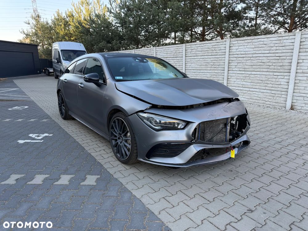 Mercedes-Benz CLA - 1