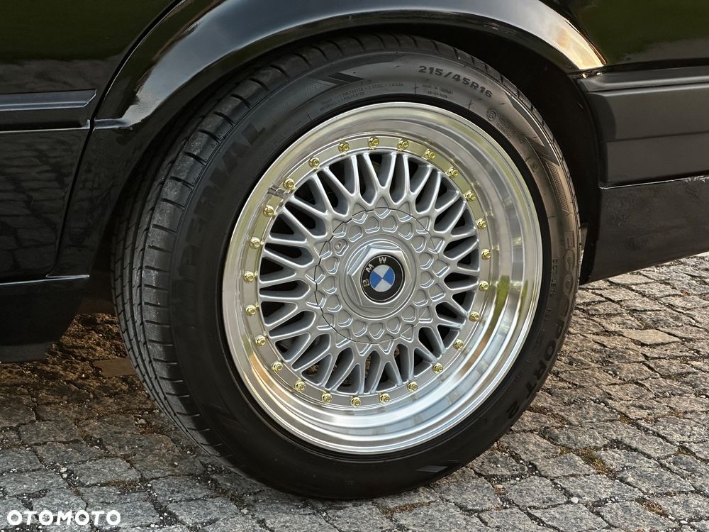 BMW Seria 3 320i - 10