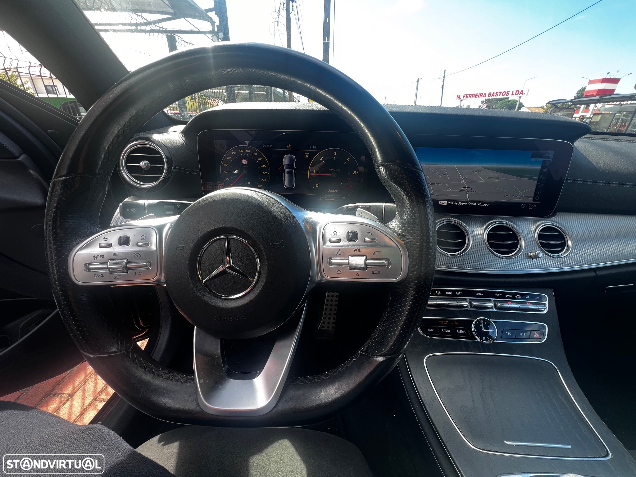 Mercedes-Benz E 220 d AMG - 17