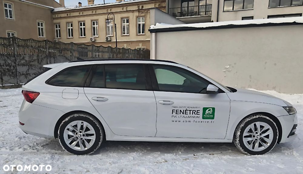 Skoda Octavia 2.0 TDI Ambition DSG - 3