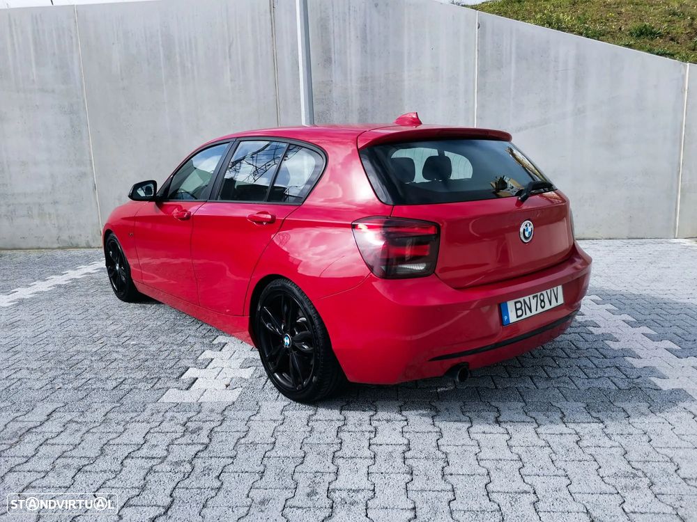 BMW 118 d Sport Line - 2