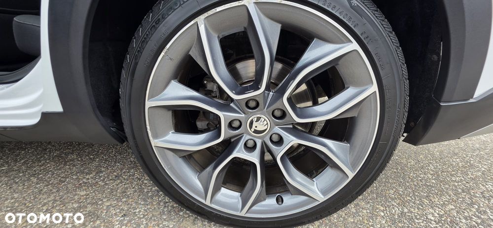 Skoda Superb 2.0 TDI SCR 4x4 Scout DSG - 18