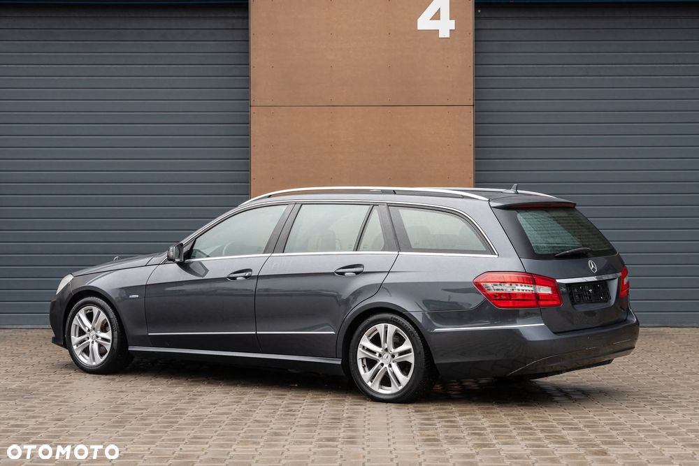 Mercedes-Benz Klasa E 220 CDI 7G-TRONIC Avantgarde - 2