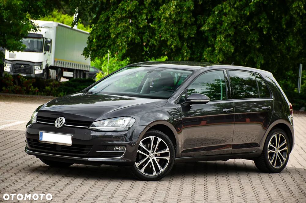 Volkswagen Golf 1.4 TSI BlueMotion Technology DSG Lounge - 4