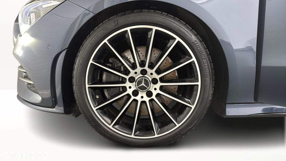 Mercedes-Benz CLA 250 4-Matic AMG Line 7G-DCT - 20