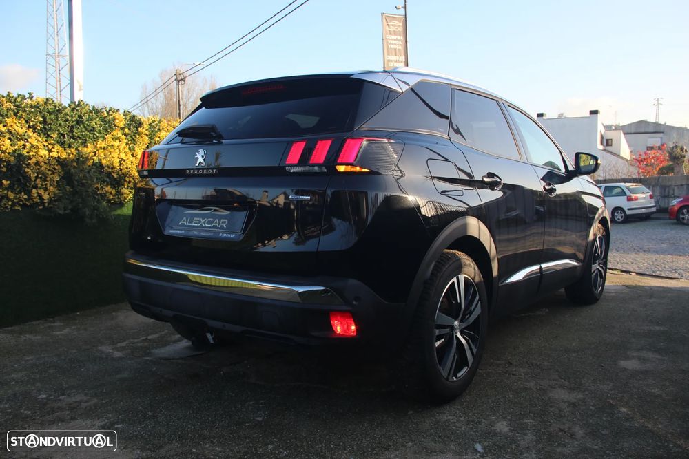 Peugeot 3008 PureTech 130 Stop & Start EAT6 Allure - 4