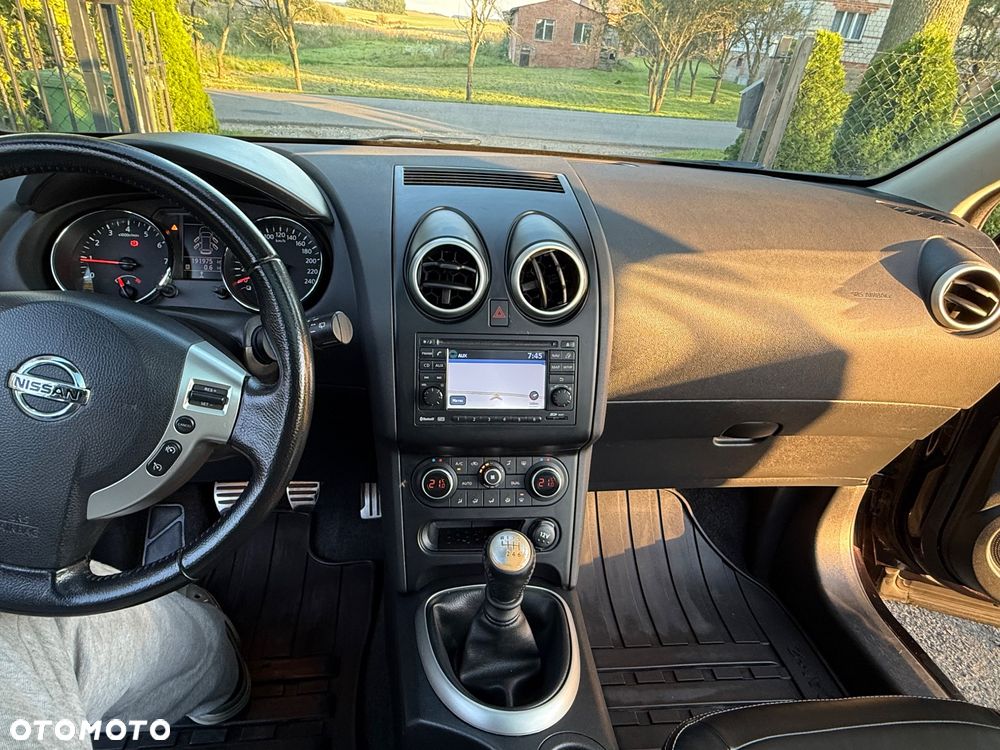 Nissan Qashqai+2 2.0 Tekna - 25