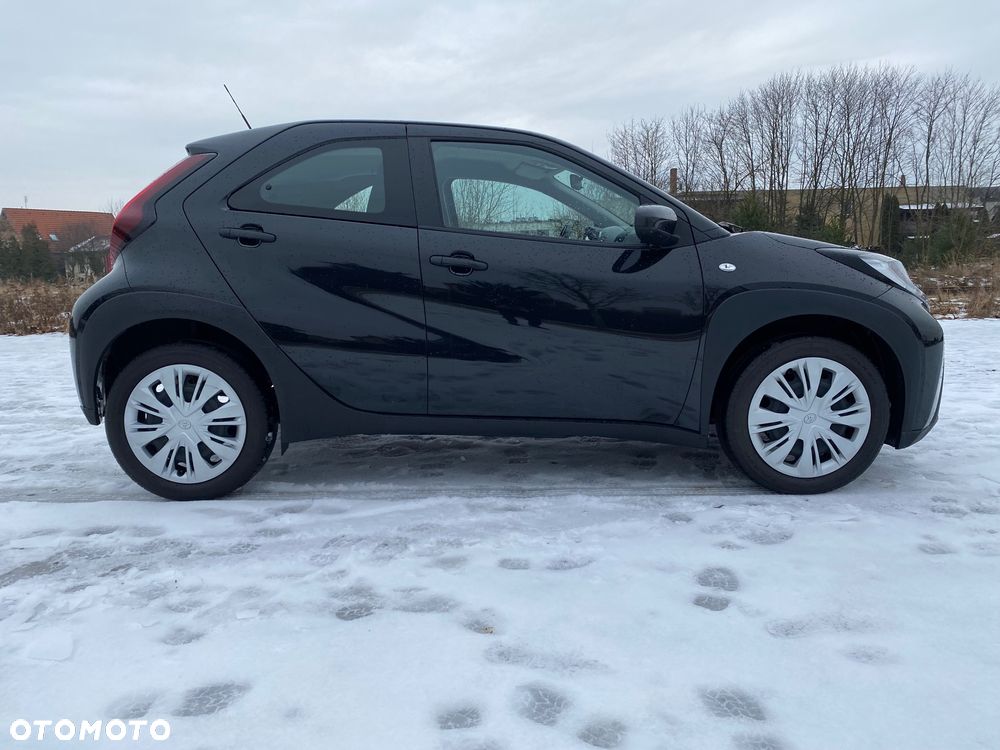 Toyota Aygo X S-CVT Limited - 8