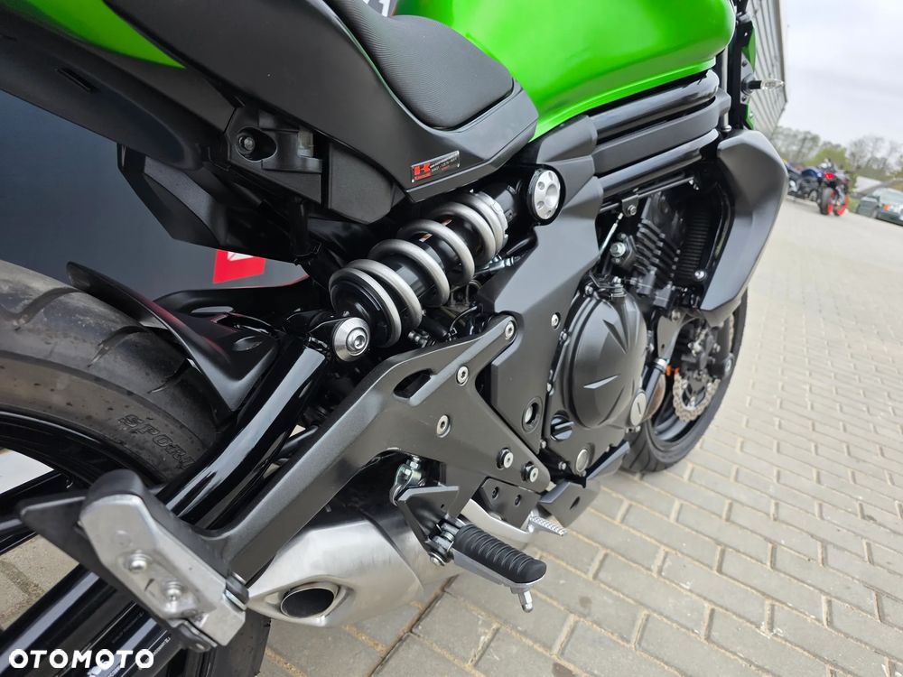 Kawasaki ER - 17