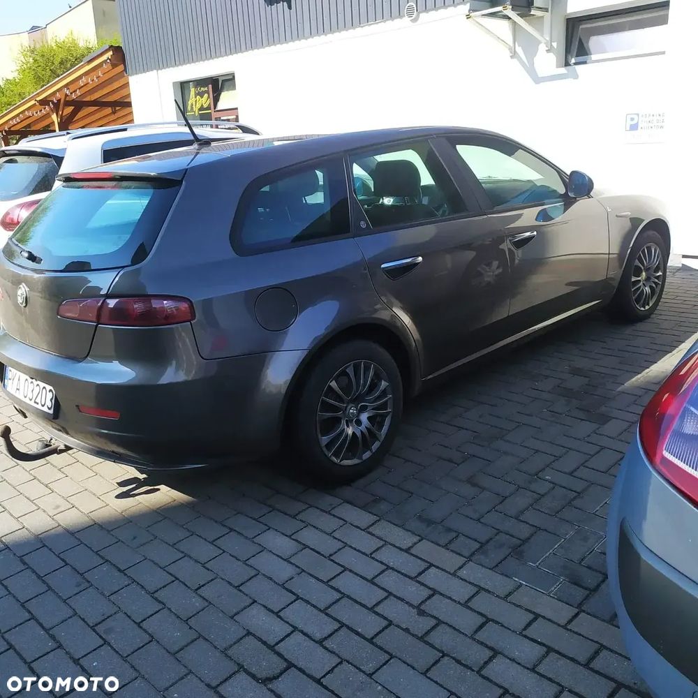 Alfa Romeo 159 1.9 JTDM 8V DPF Distinctive - 2