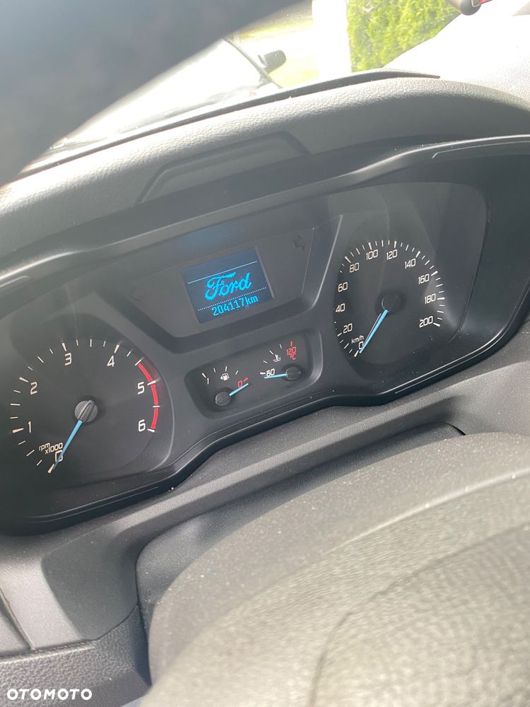 Ford Transit - 12