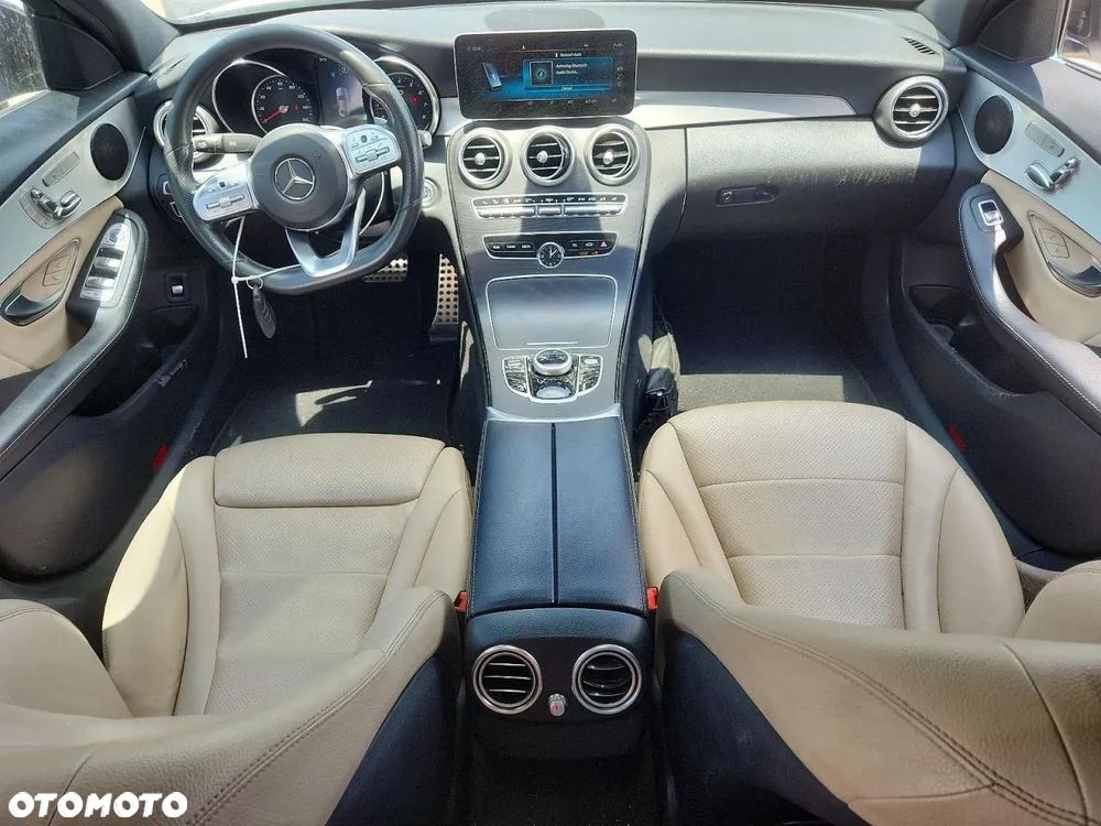 Mercedes-Benz Klasa C 300 4Matic 9G-TRONIC AMG Line - 7
