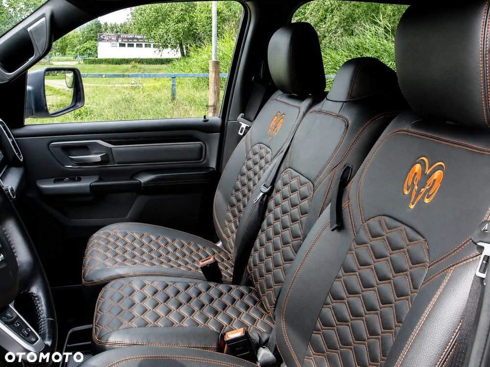 Dodge RAM - 6