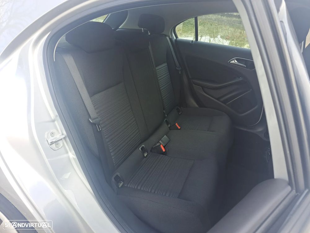 Mercedes-Benz A 180 CDI (BlueEFFICIENCY) Style - 20