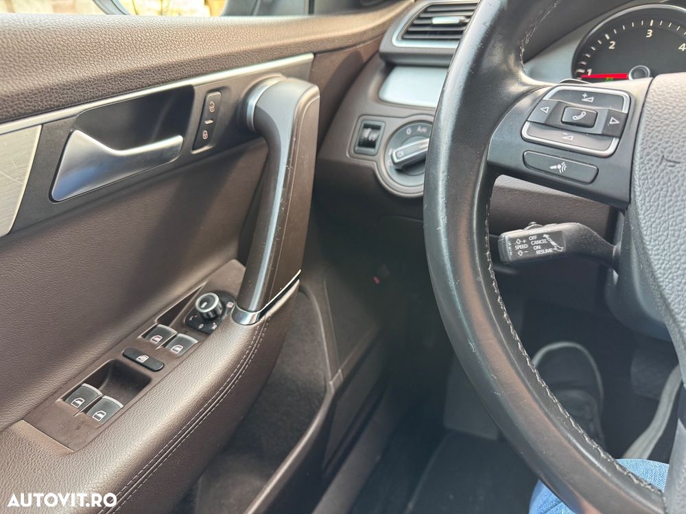 Volkswagen Passat 2.0 TDI Highline DPF DSG - 12