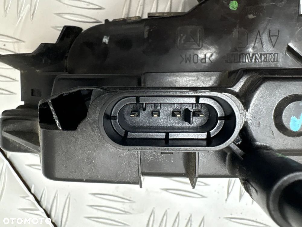 ZAMEK DO DRZWI PRZEDNI LEWY 4 PINY RENAULT LAGUNA 2002R - 2
