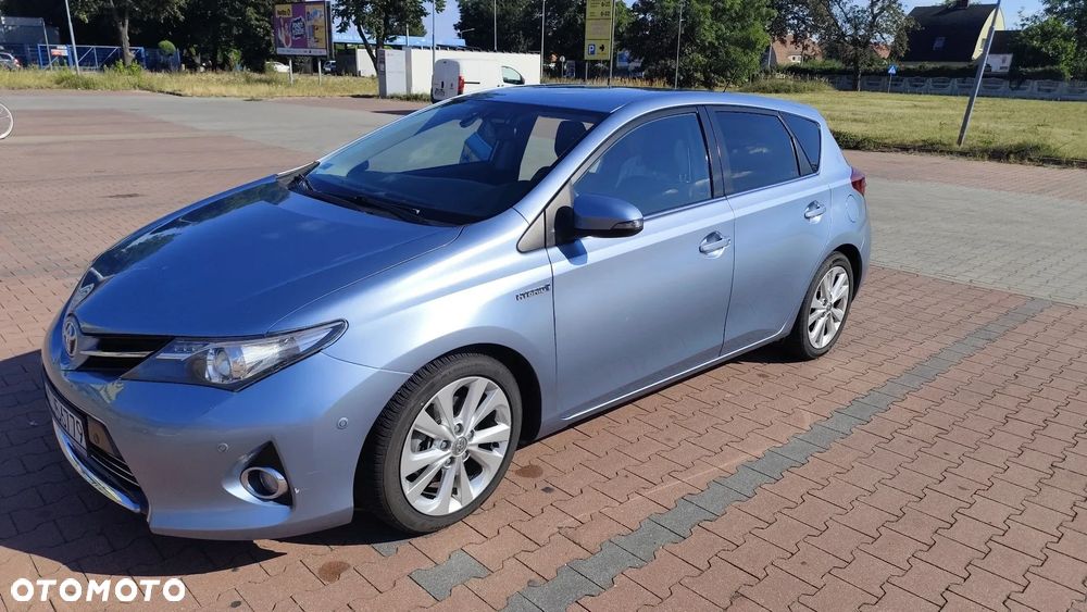 Toyota Auris - 2