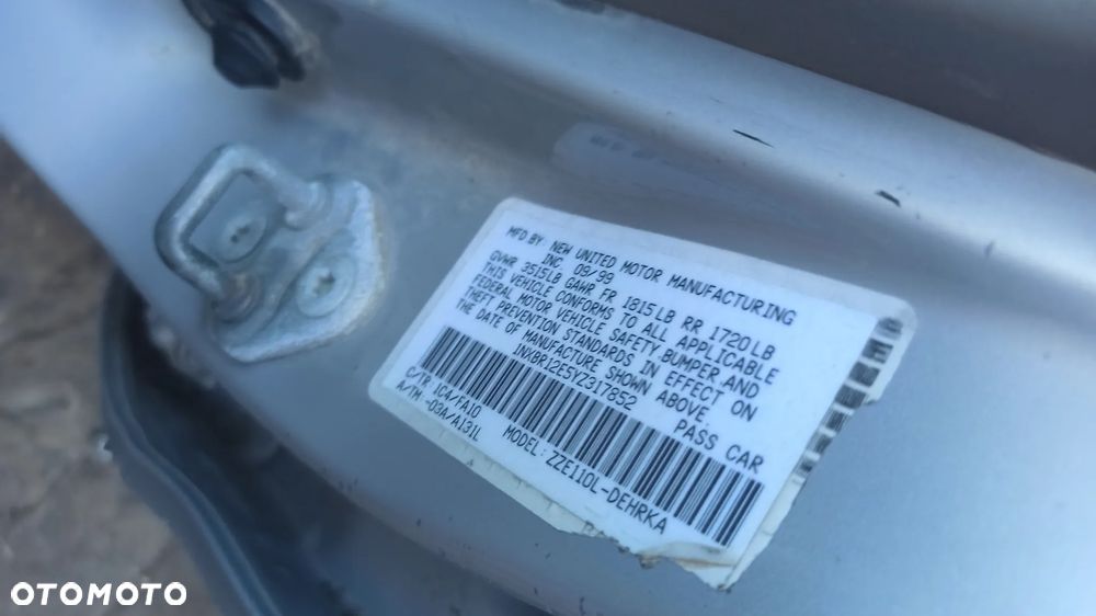 Toyota Corolla E11  SEDAN  USA  1.8 1zzfe Lakier 1c4 części blacharskie mechaniczne - 2