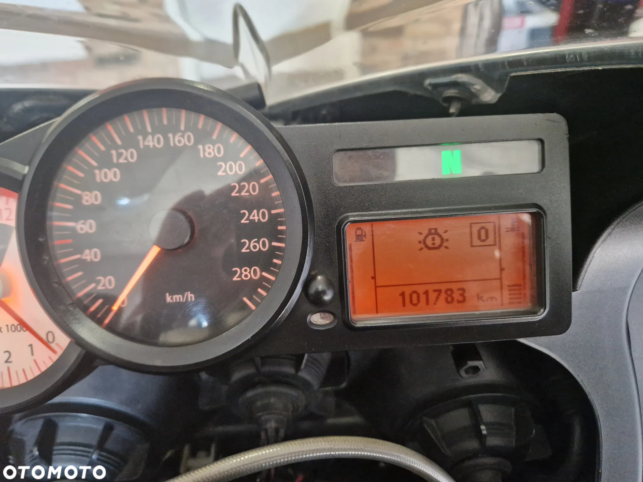 BMW K - 8