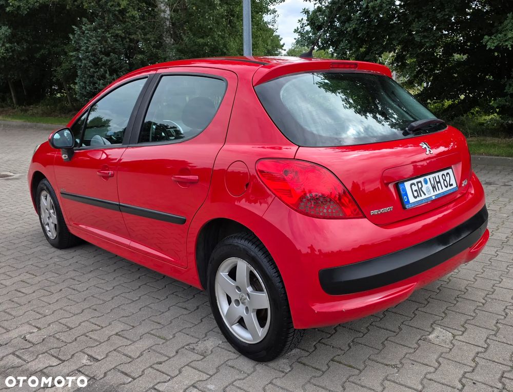 Peugeot 207 - 7