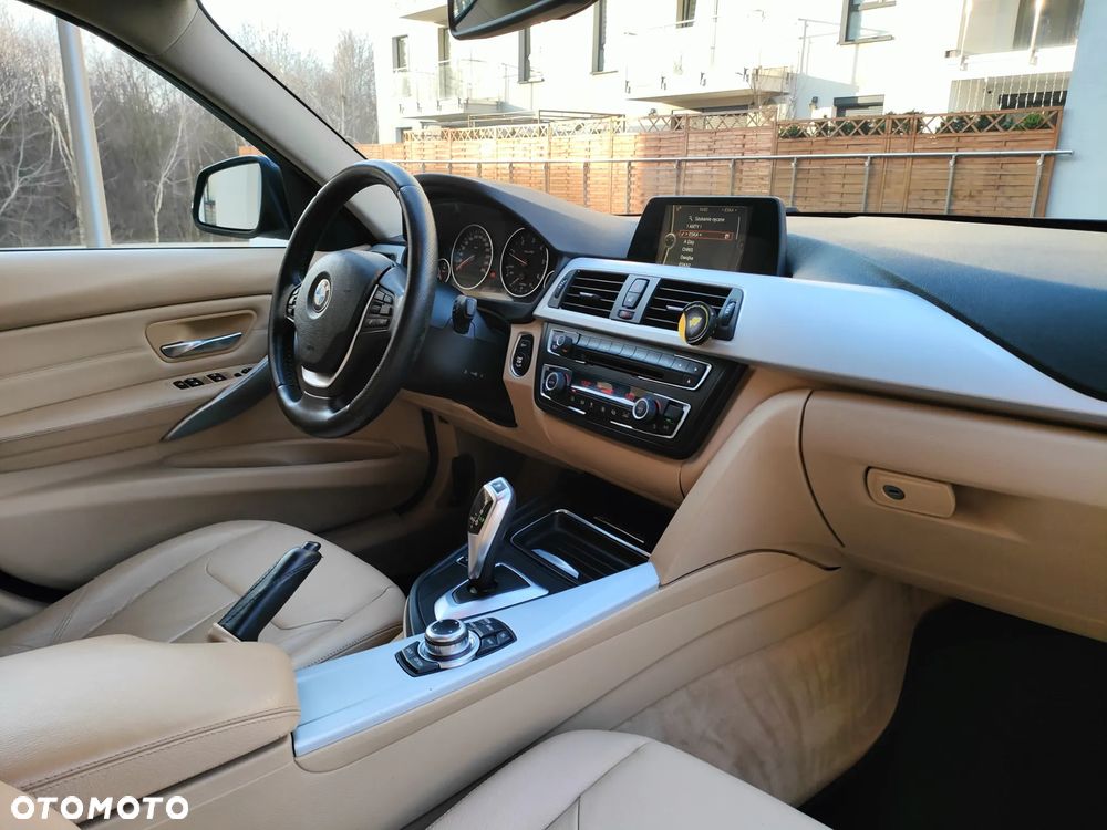 BMW Seria 3 320d Sport-Aut Sport Line - 18