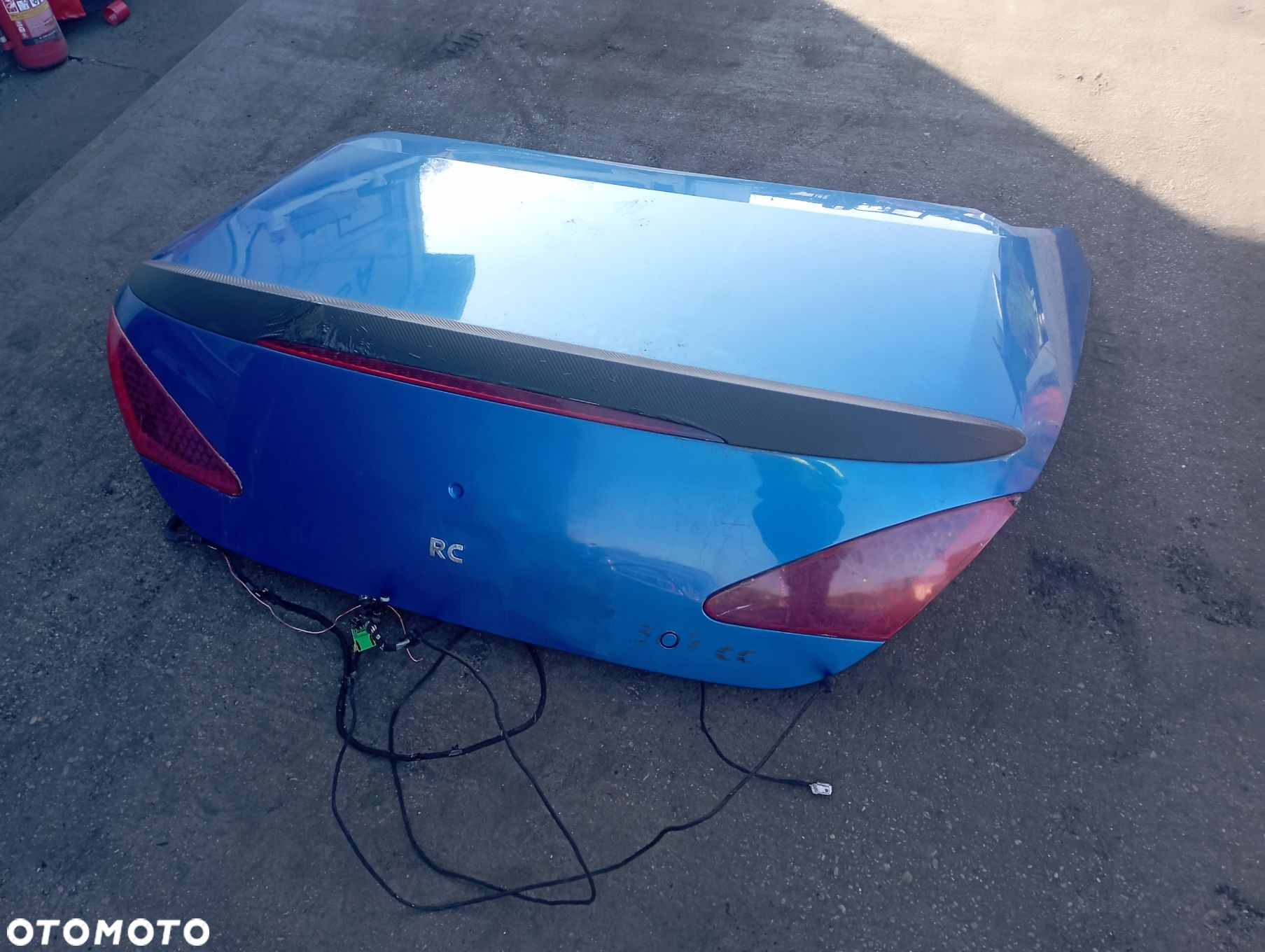 KLAPA BAGAŻNIKA

 PEUGEOT
 307cc KMFD - 5