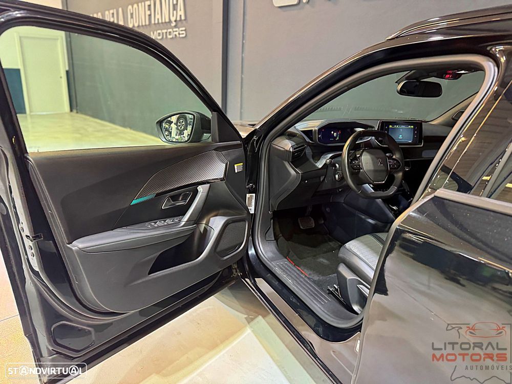 Peugeot e-2008 50 kWh Allure Pack - 14